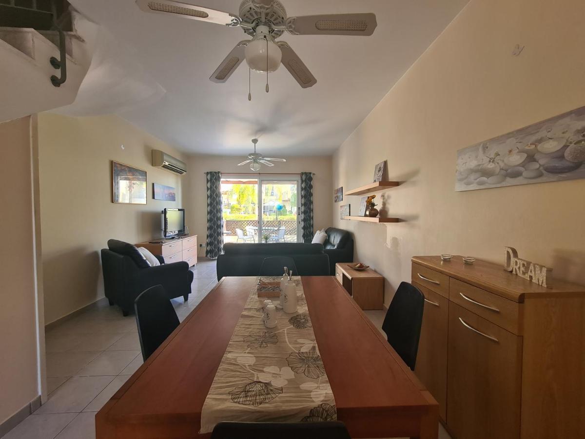 Serena Townhouse Peyia Exterior foto